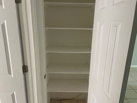 4th image of 1412 SE 8th Ter APT 10