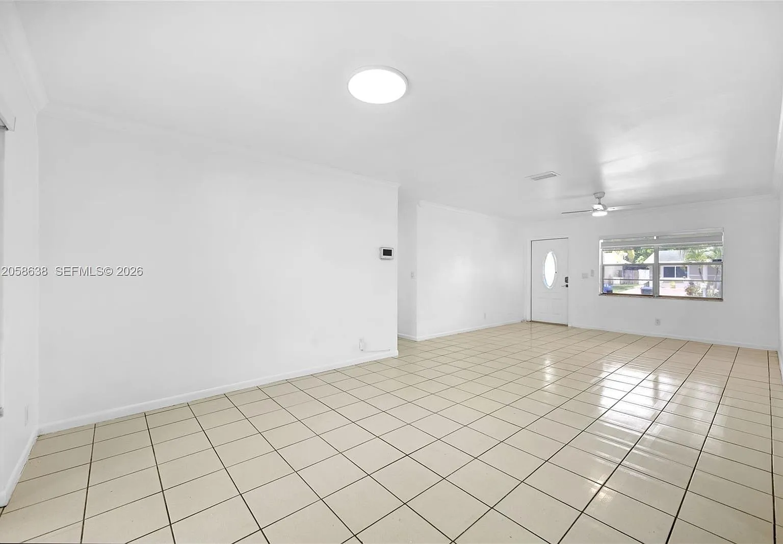 North Lauderdale Village — Photo 4