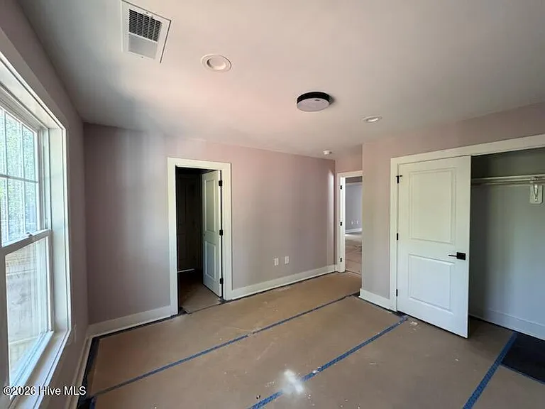 668 Wren Ln — Photo 12