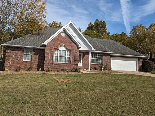2030 N Hailey Dr Photo 1