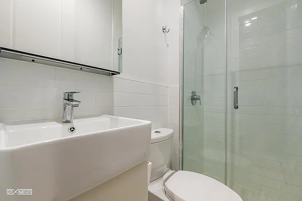 Rented by Compass | media 15