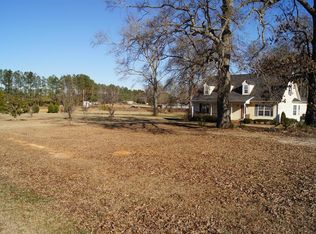 105 Indian Creek Pt, Saluda, SC 29138