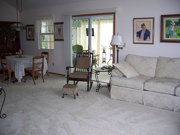 2nd image of 5665 Willet Ln