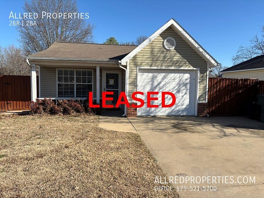 1st image of 420 E Mimosa Ln