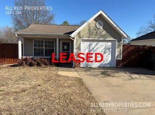 420 E Mimosa Ln, Fayetteville, AR 72703