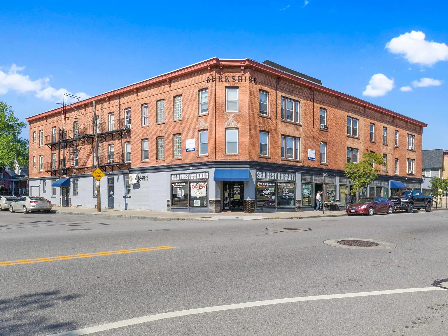 325 Rutgers Street — Photo 1
