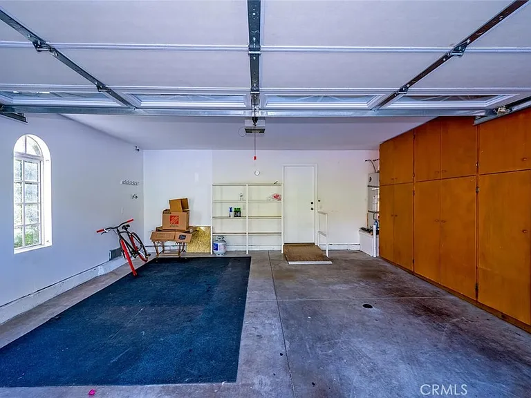 620 Holbrook Ct — Photo 59