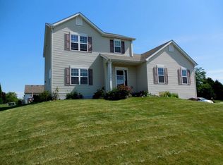 1260 St Albert Dr, Sun Prairie, WI 53590