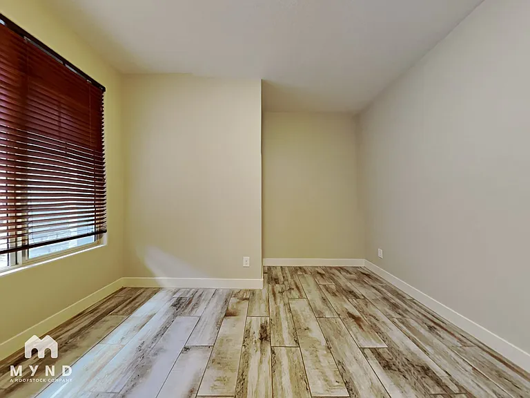 2639 N Walker Way — Photo 18