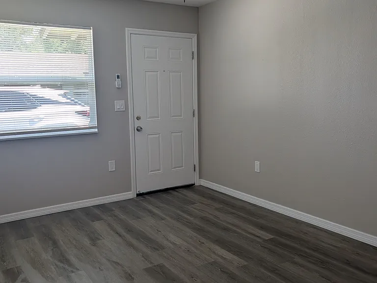1040 Ola Dr #1 — Photo 3