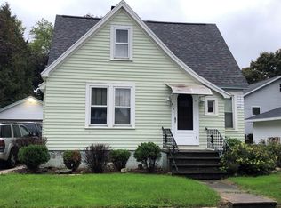 417 Grove St, Sullivan, WI 53178