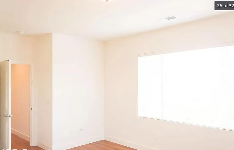 580 W Campania Way — Photo 12