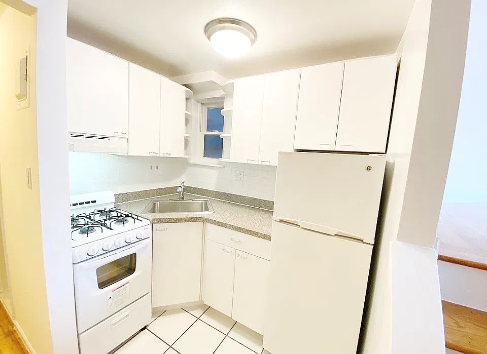 535 Third Avenue — Photo 4