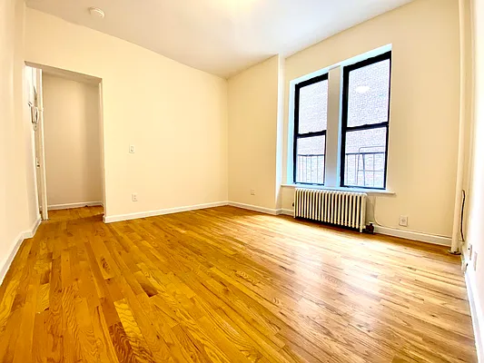 Rented by City & Suburban | media 4