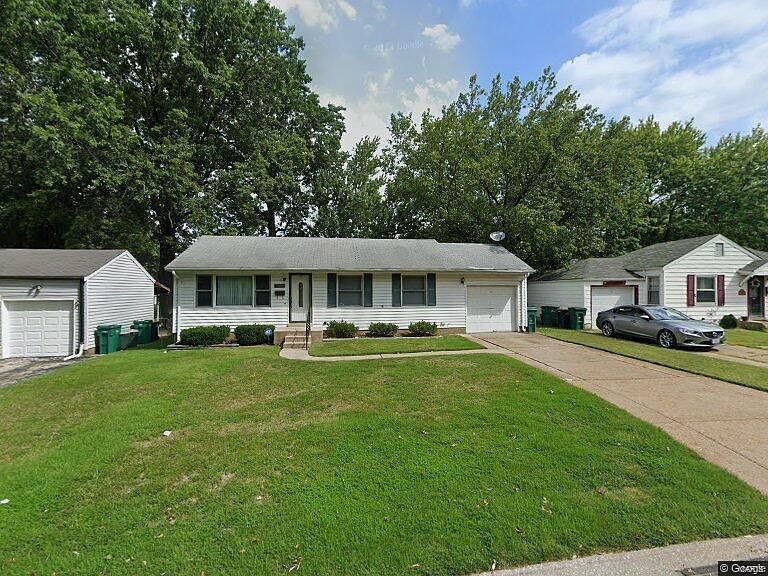 1st image of 1223 Darr Dr