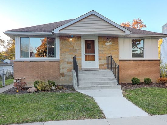 3210 Madison Ave, Brookfield, IL 60513