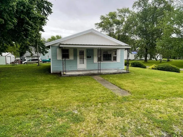 109 S 3rd St, Edwardsport, IN 47528