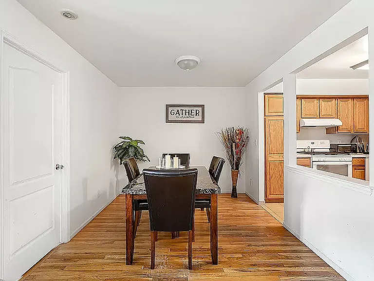 25-47 44th St #2 — Photo 2