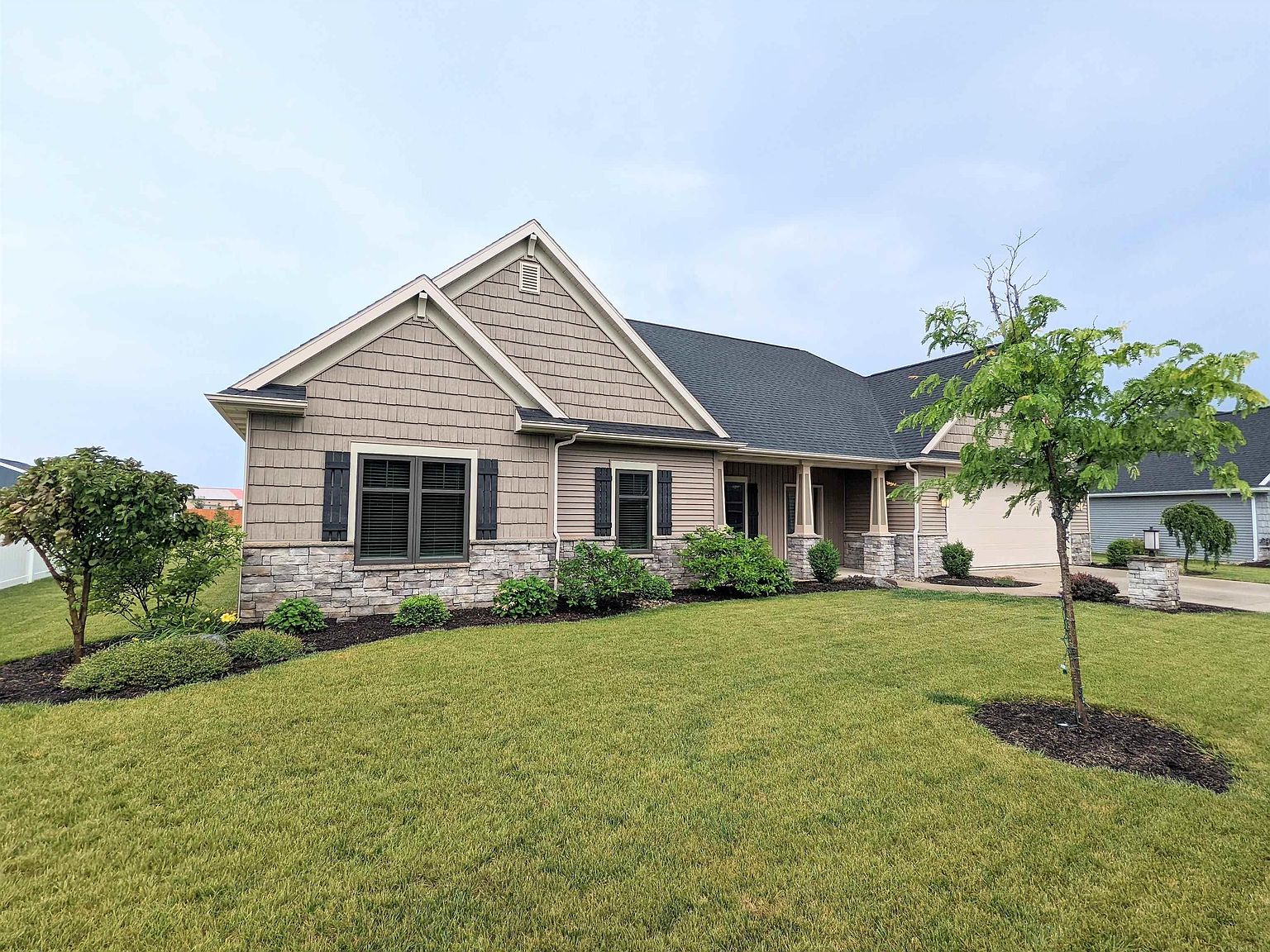 2150 Red Oak Ct, Bluffton, IN 46714 Zillow