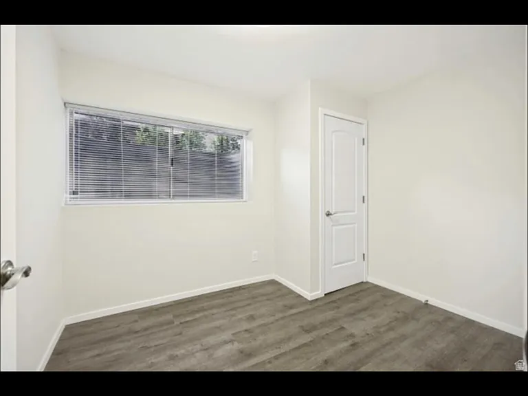 1837 E Richard Rd — Photo 7