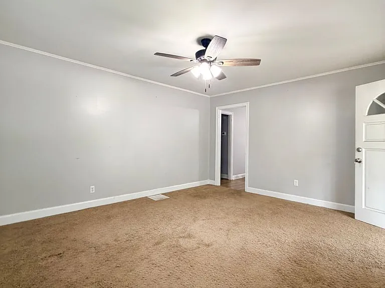 522 Smyrna Rd — Photo 2