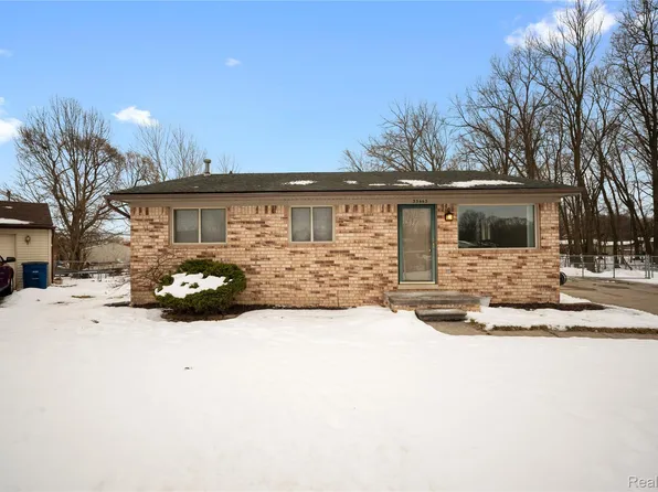 33443 Unicorn Ct, Westland, MI 48186