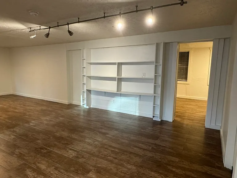 68 NE Stanton St #1K — Photo 18