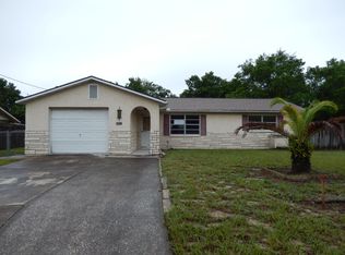 8800 Bass Lake Dr, New Port Richey, FL 34654