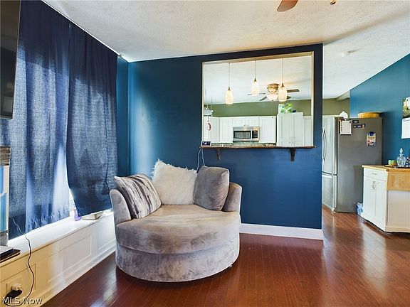 4th image of 711 Camden Ave