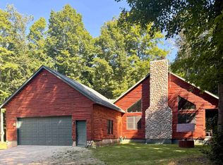 W16449 Blue Heron Ln, Athelstane, WI 54104