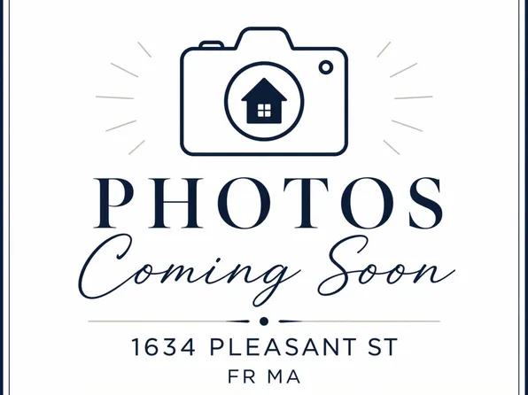 1634 Pleasant St #3S, Fall River, MA 02723