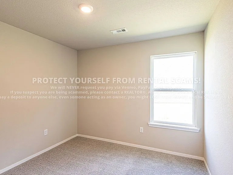 1151 E Sparrow Cir — Photo 8