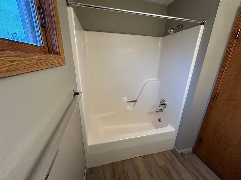 2nd floor bathroom