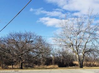 3201 Joslyn Rd, Auburn Hills, MI 48326