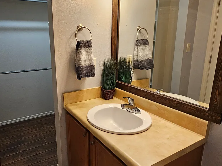 19 Green Apple Dr — Photo 18