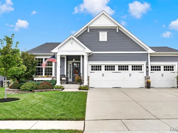 183 Redmond Pines Dr, Wentzville, MO 63385