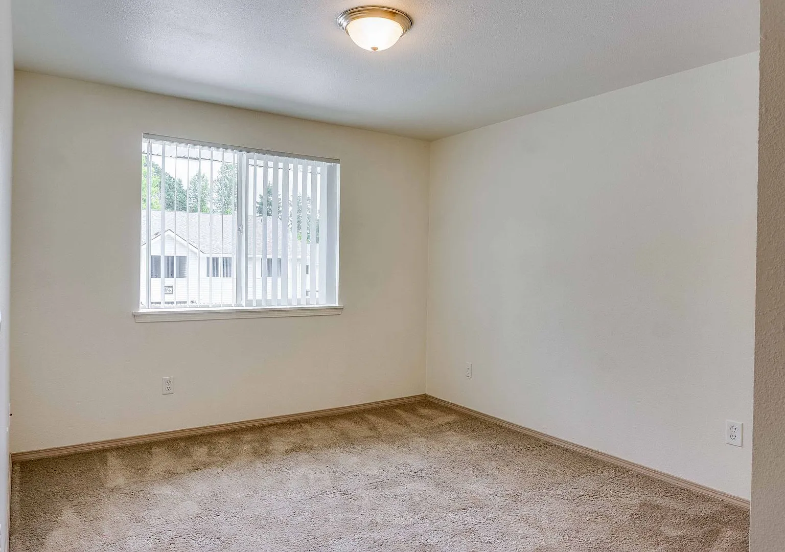 Maplewood Apartments — Photo 2