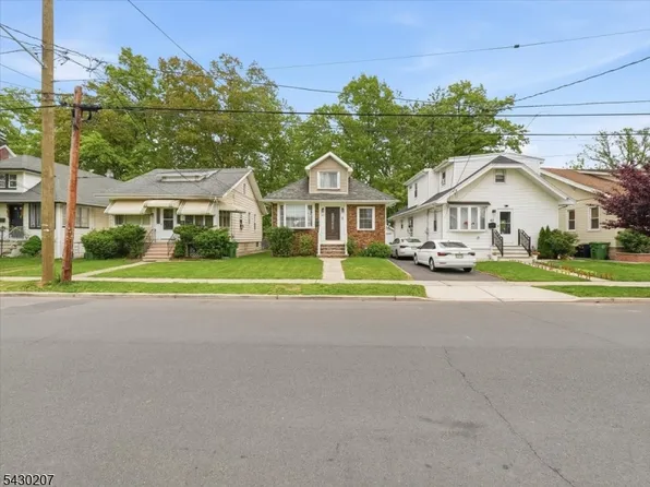 615 Spruce St, Roselle Boro, NJ 07203