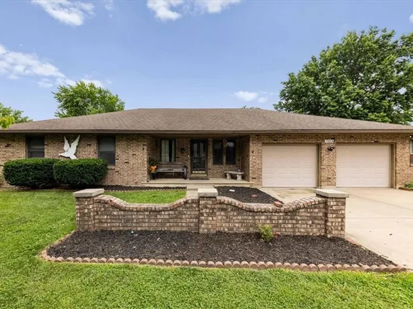 703 Ozark Short Line, Odessa, MO 64076