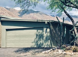8170 N Madrid Dr, Oro Valley, AZ 85704
