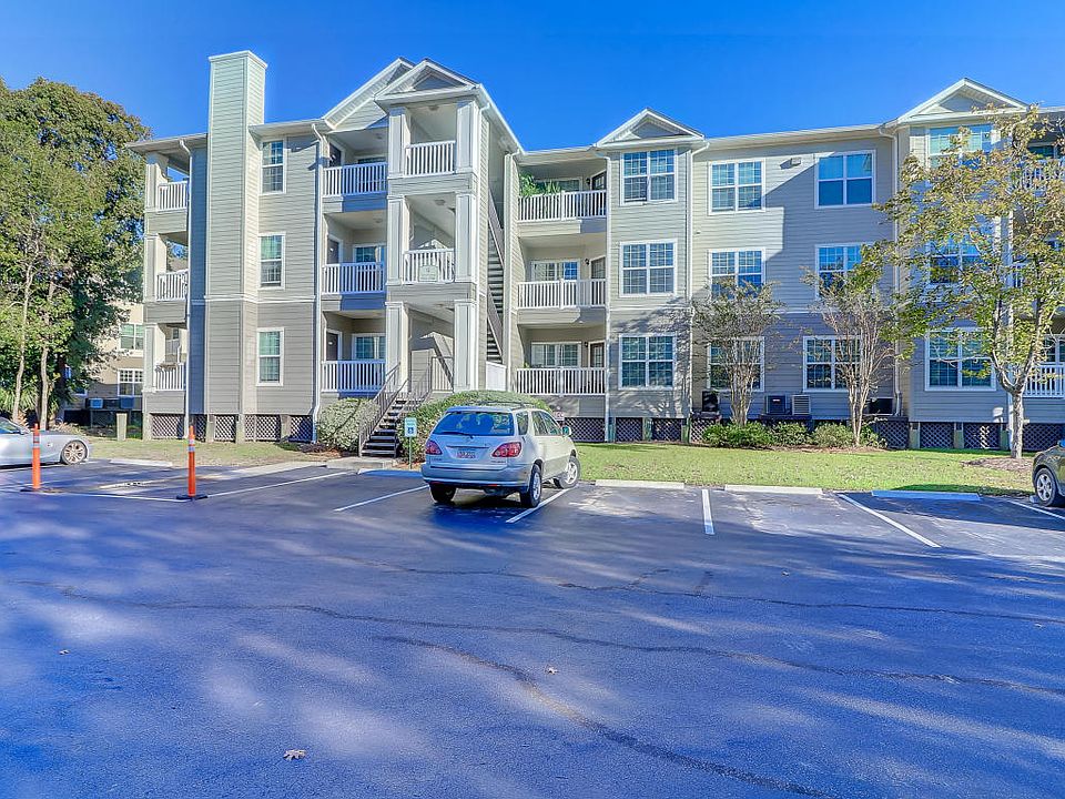 1st image of 700 Daniel Ellis Dr APT 9203