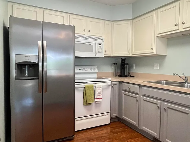 771 Taylor St — Photo 12