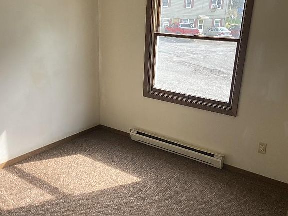 3rd image of 212 5th St #25