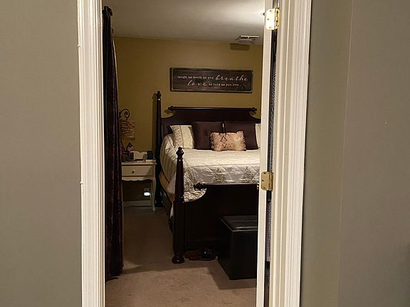 3rd image of 311 Tontine Ave