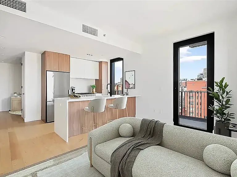 224 W 124th St #406 — Photo 3