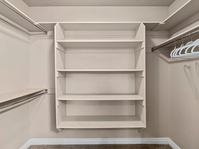 140 E Ace Ln — Photo 19