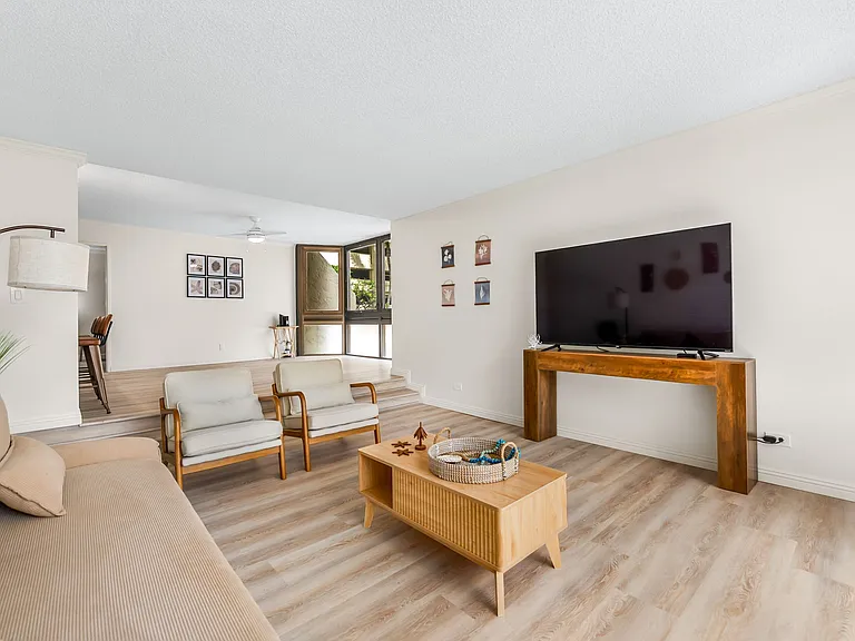 521 Hahaione St #2/2L — Photo 27