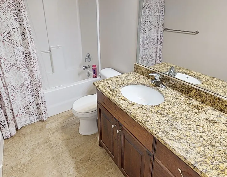 246 E Bridgewater Ln — Photo 15