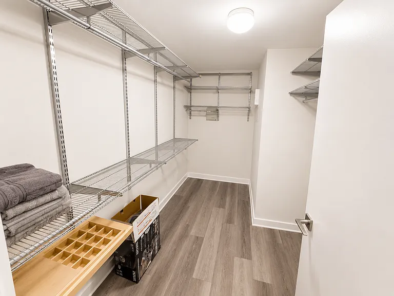 4040 N Hall St #204 — Photo 8