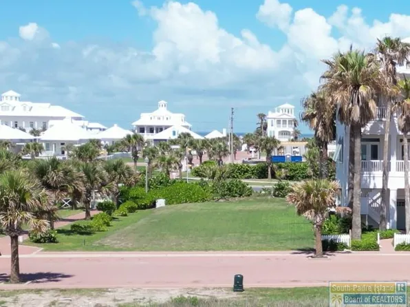 8401 Breakers Blvd, South Padre Island, TX 78597